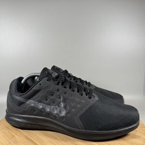 S‎ Nike Downshifter 7 852460-001 Black Running Shoe Sneakers Mens Size 9.5